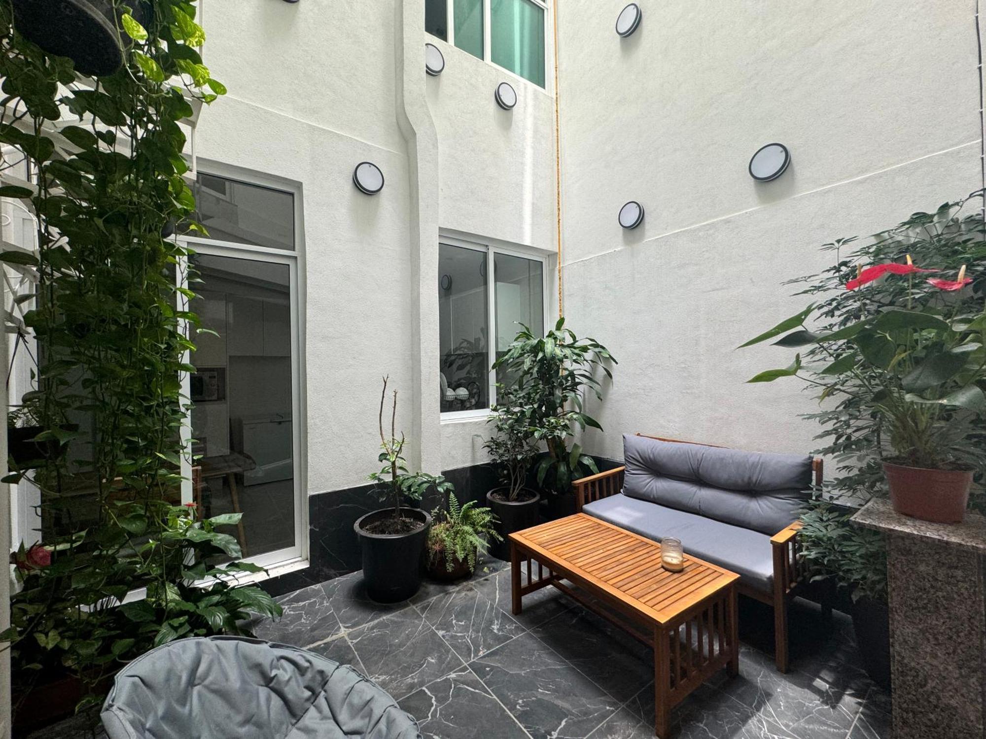 Casa Frida Condesa Bed & Breakfast Mexico City Exterior photo